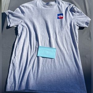 The North Face The Box Tee Grey *NEVER WORN*